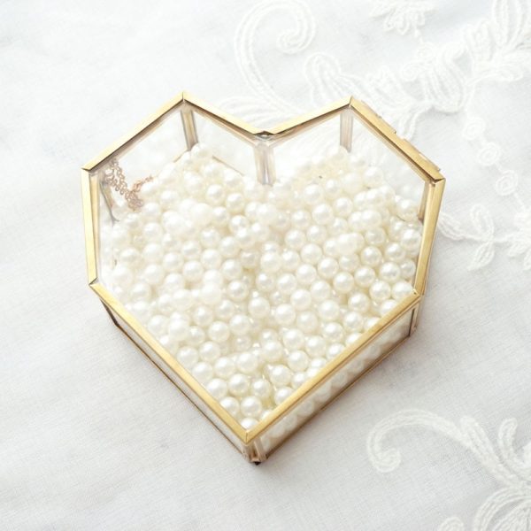 heart shaped glass box